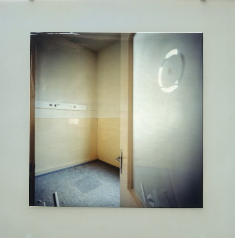 chambres translucides 3 photographies, tirage cibachrome,cadres de verre depoli, 70 x70 cm